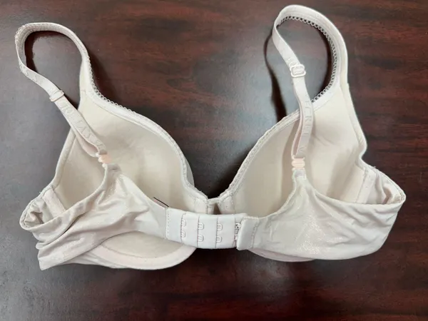 Victoria’s Secret Body By Victoria Lined Perfect Coverage Nude Sparkle Bra 34B - Image 3