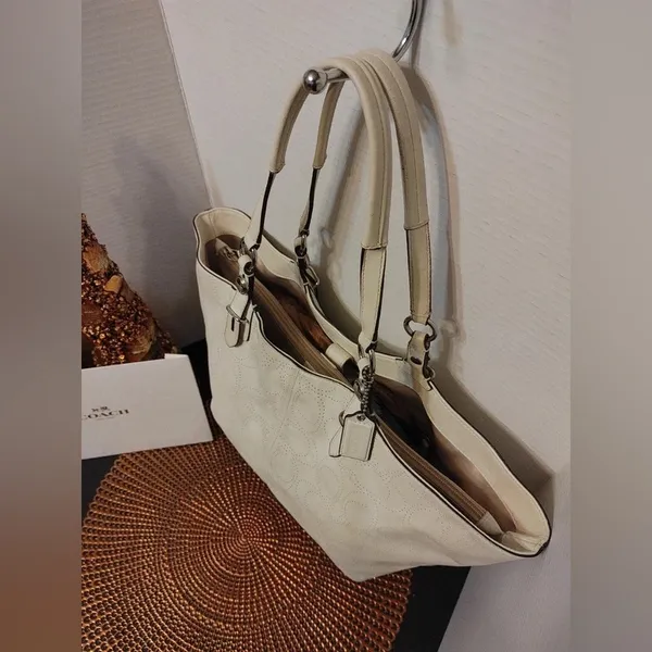 Coach Carly Perforated Leather Tote F16598 Light Taupe Large Shoulder Bag - Image 5