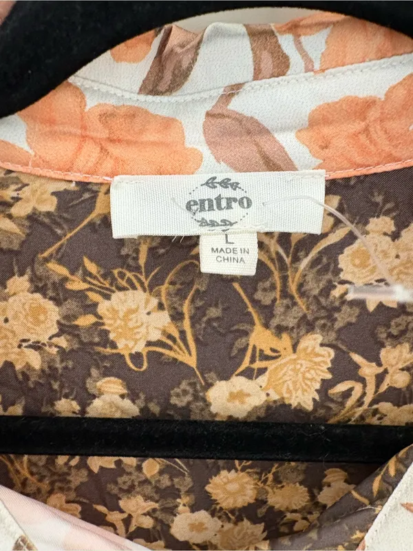 Entro Fall Floral Satin Button down Size Large - Image 3