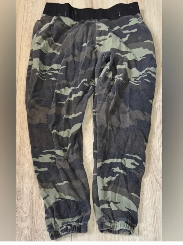 Victoria’s Secret sport vsx Camo Print Jogger Pants camouflage sweatpants - Image 2