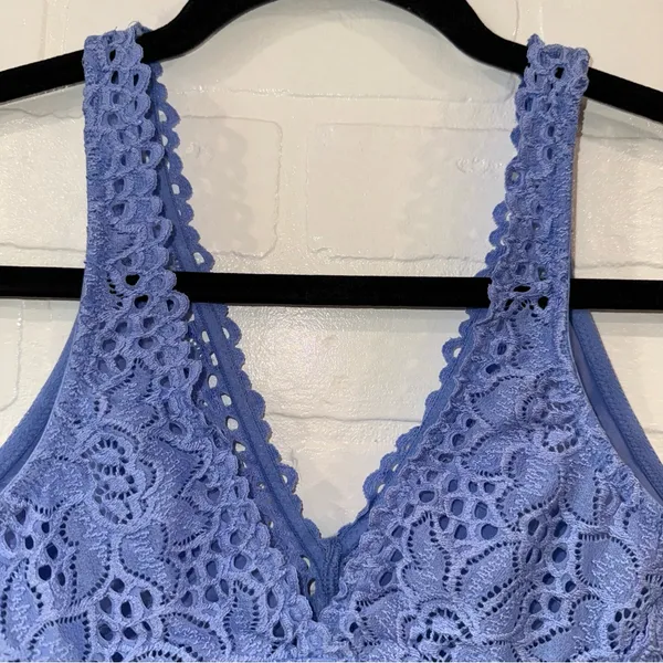 Aerie Lace Pullover Wireless Lined Bralette in Blue - Image 5