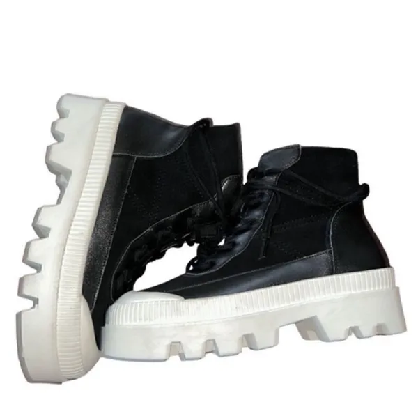 Gianni Bini Black Platform Leather Booties(Size 8M) - Image 6