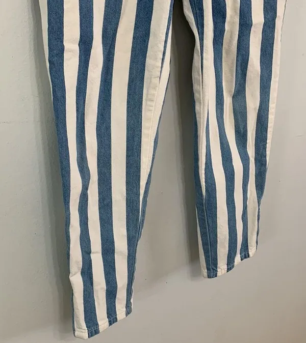 Vintage 90s Sasson Blue White Vertical Striped High Waisted Mom Jeans Size 7 - Image 4
