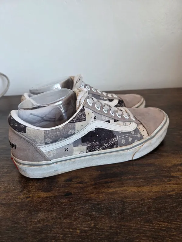 Vans Patchwork Sneakers Low Top Gray Custom Chill Chupapi Unisex M 7.5 W 9 - Image 4