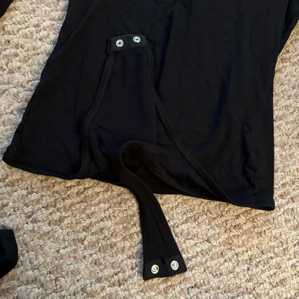 GOOD AMERICAN Stretch Jersey U Ring Bodysuit Long Sleeve Black- Size Medium (2) - Image 8