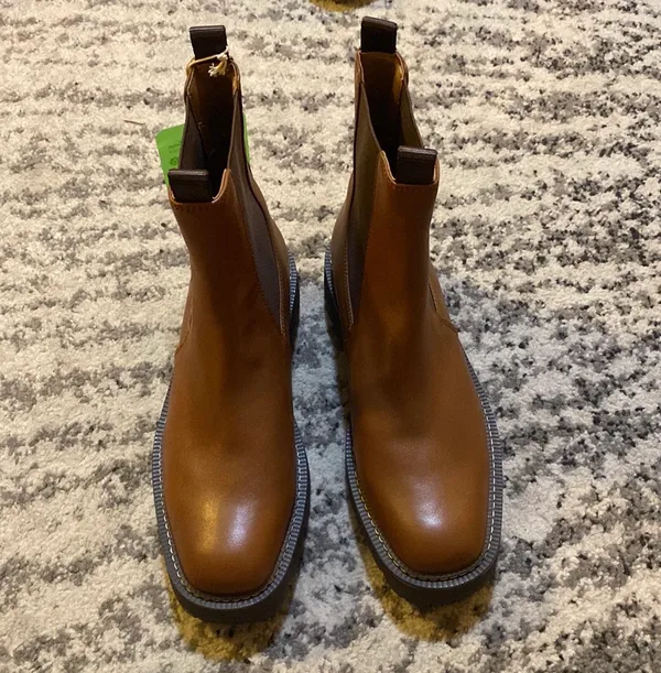 Sam Edelman Laguna waterproof chelsea Boot Size 8.5 - Image 3