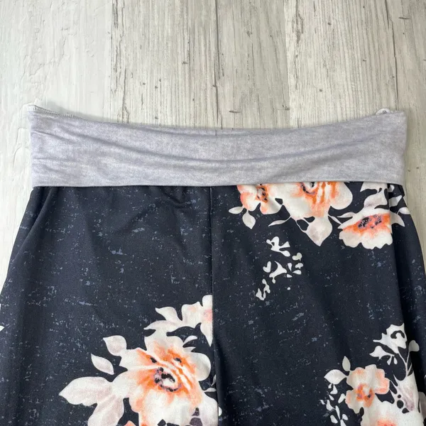 Floral Wide Leg High Waisted Soft Loungewear Comfy Pajama PJ Pants Size: Medium - Image 5