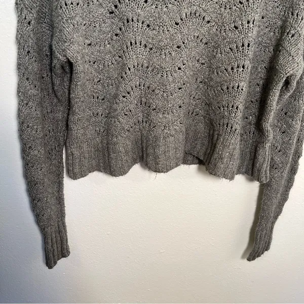American Eagle Women's Size XS Pointelle Crew Neck Sweater Gray Open Knit‎ - Image 5
