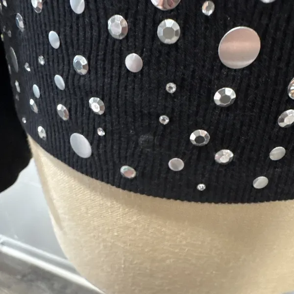 Express Knit Top Womens Sz S Black Raglan Sleeve Round Neck Studded Hem Pullover - Image 3