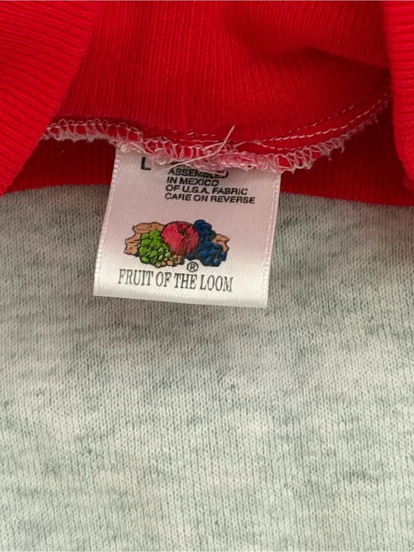 Valentine’s Day custom love themed crewneck sweatshirt vintage vault find large - Image 6