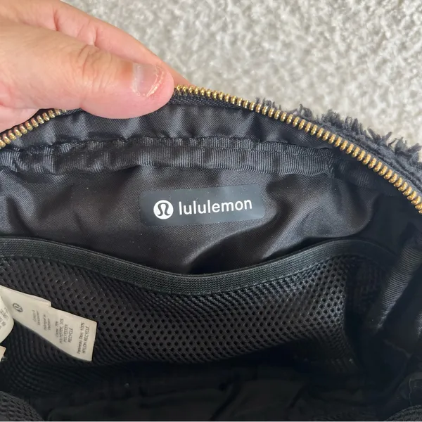 Lululemon Everywhere Fleece Black Belt Bag Gold Hardware Purse‎ - Image 12