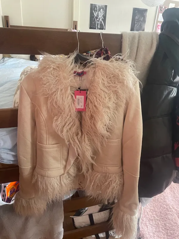 Edikted Feather Tan Coat - Image 3