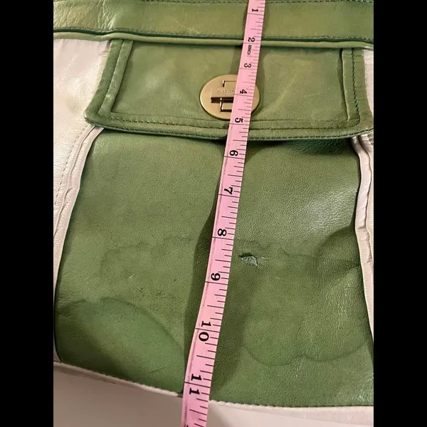 Kate Spade Green and White Leather Handbag - Image 7