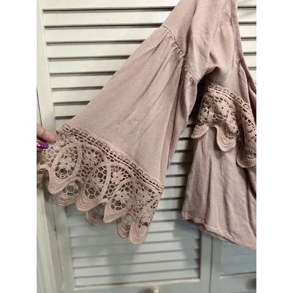 Southern Fried Chics Pink Crochet Off Shoulder Bell Sleeves Blouse Size L Boho - Image 3