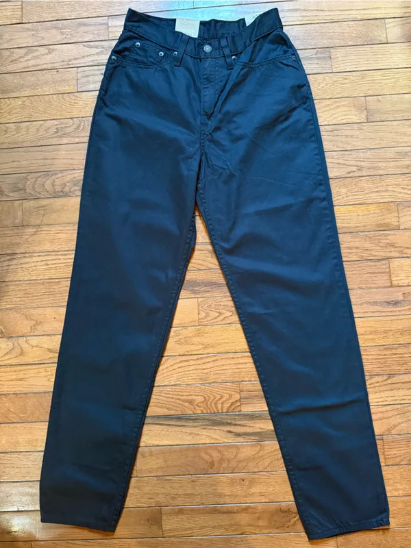 Levi's High Waisted Black Mom Jeans Size 27x30 (4) Tapered Leg Vintage Style - Image 5