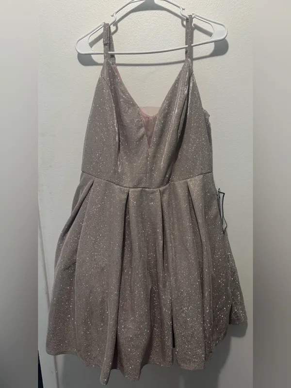 Macy's Sparkling Light Blush Spaghetti Strap Mini Dress Size 16W - Image 4