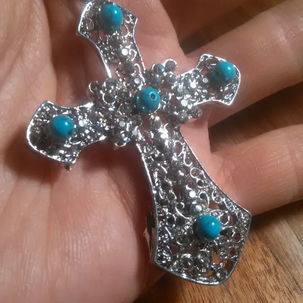 Blue Howlite Silvertone and Stainless Steel Pendant Necklace - Image 7