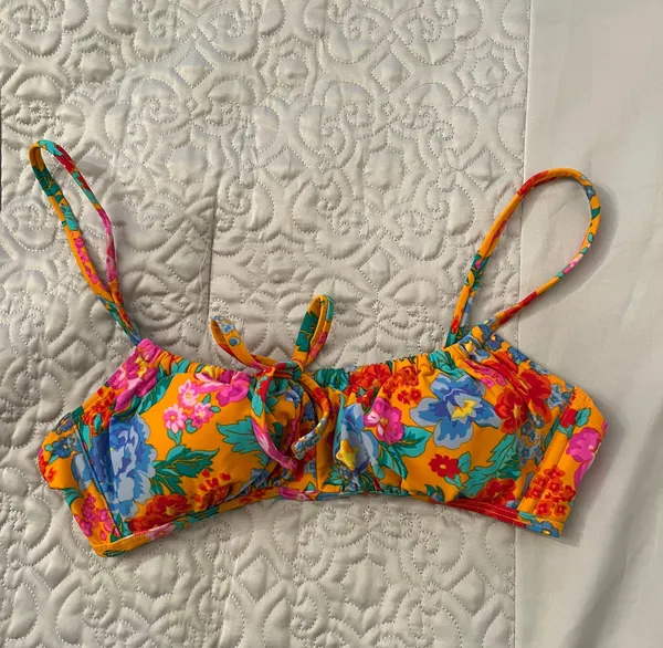 Xhilaration floral bikini top - Image 3