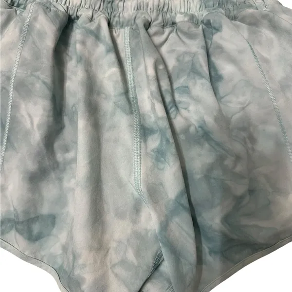 Lululemon Athletica Blue and Gray‎ Athletic Shorts - Image 5