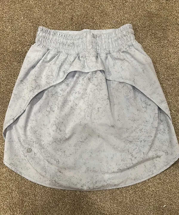 Lululemon Hotty Hot High-Rise Skirt Long - Image 2