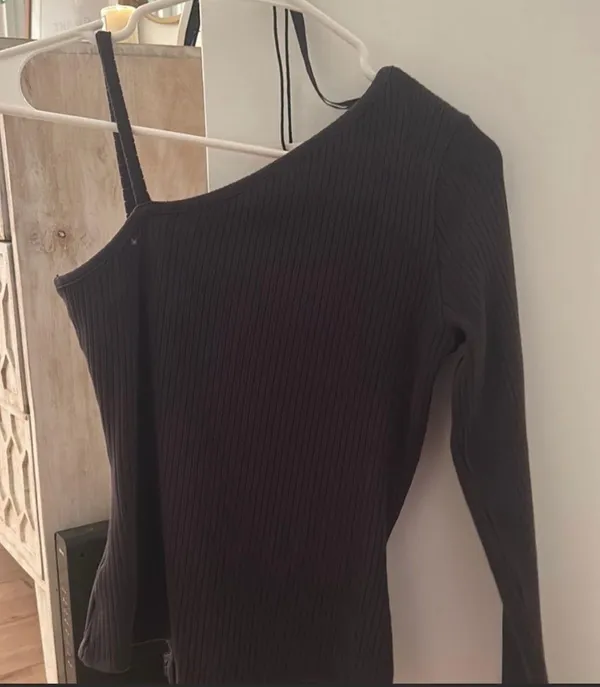 NWT Mika One Sleeve Thong Bodysuit - Image 8