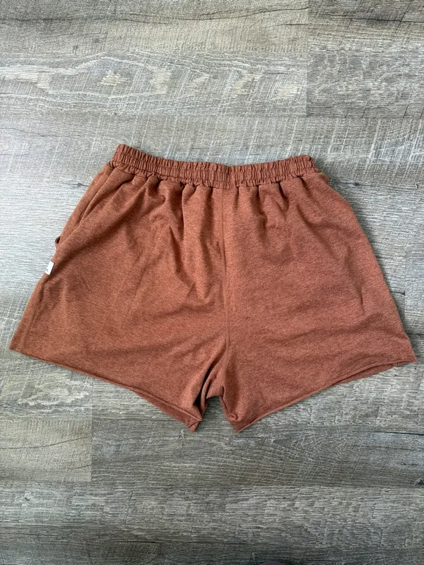 VUORI Women’s Dreamknit Boyfriend Shorts in Heather Cedar Brown Size XS - Image 3
