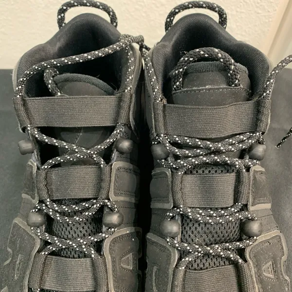 Nike Women’s Black Air Sneakers - Image 5