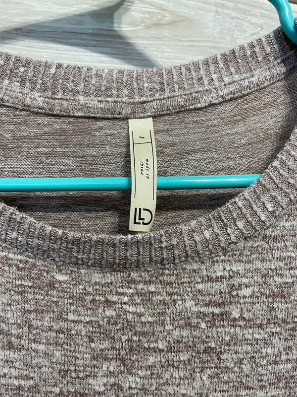 Cropped Sweater - Image 3