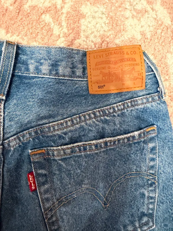 Levi’s 501 Shorts - Image 3