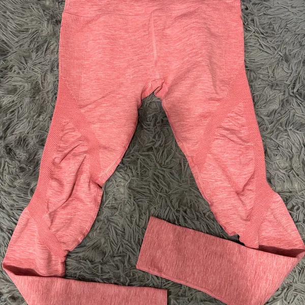 Alphalete Amplify Women's‎ Leggings - Image 3