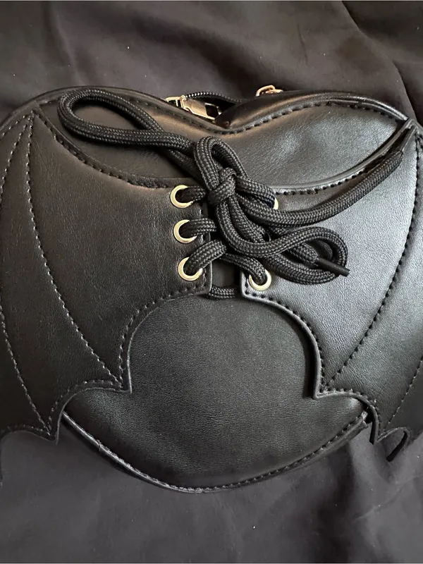 Black Bat Wing Crossbody Bag - Unbranded - Image 2