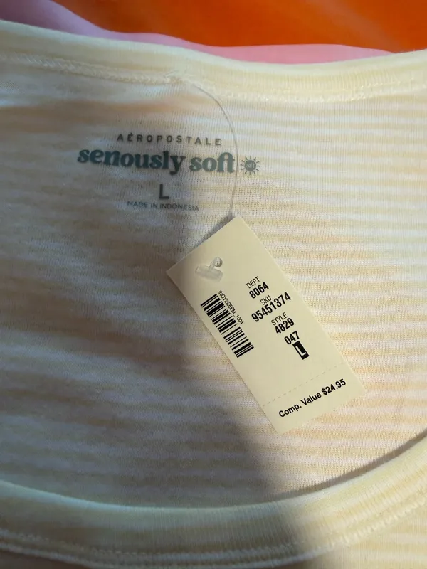 Aeropostale Super Soft Scoop Neck Tee - Image 6