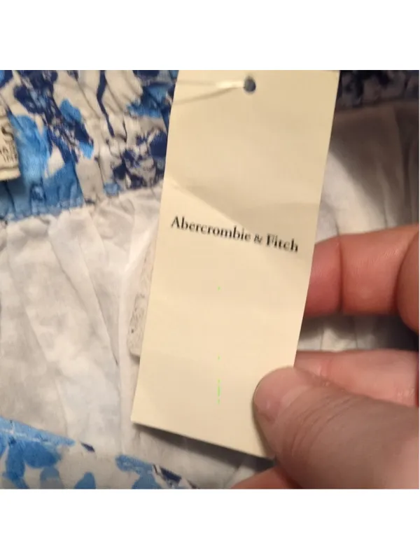 Abercrombie & Fitch Blue Floral Shorts Size Small - Image 5