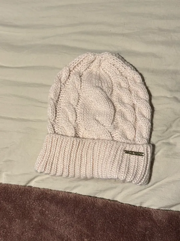Michael Kors hat and scarf set - Image 6