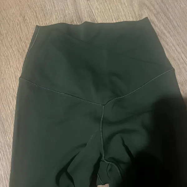 Aerie green criss cross leggings‎ size XS - Image 6
