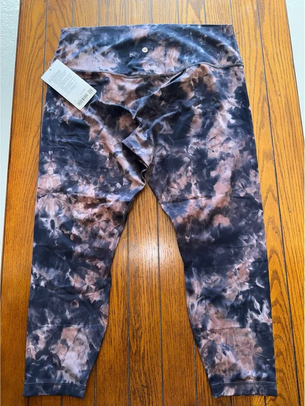 Lululemon Align High Rise 25” Diamond Dye Pink Pastel Size 18 NWT - Image 2