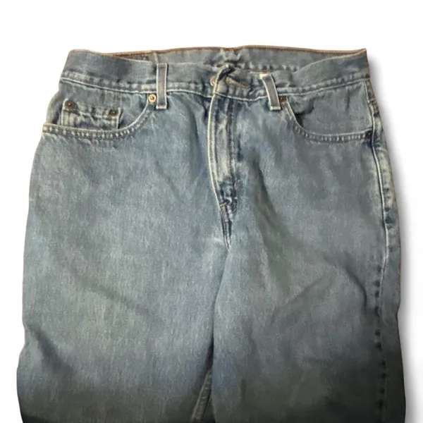 Women's Levi’s 595 Lower Rise Straight Fit Light Blue Denim Jeans size 12 M - Image 2