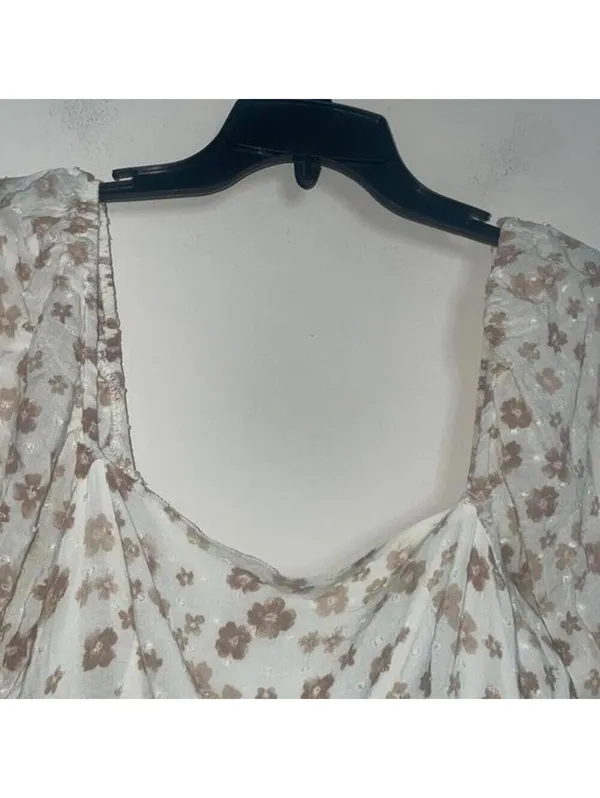 Her entire name says Grace Brown, and cream floral, Boho tiered dress - Image 2