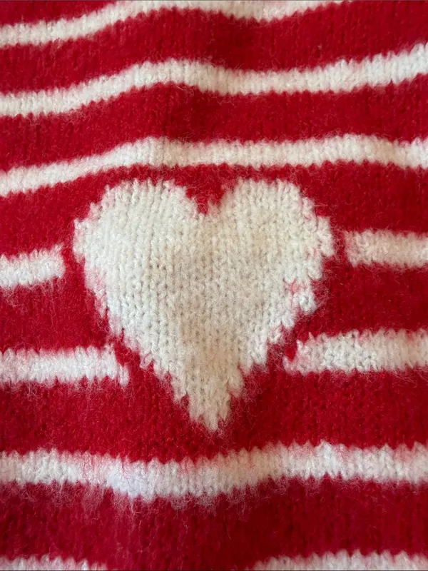 A New Day Women's Valentine's Pullover Heart Sweater XL - C30-058 - Image 4