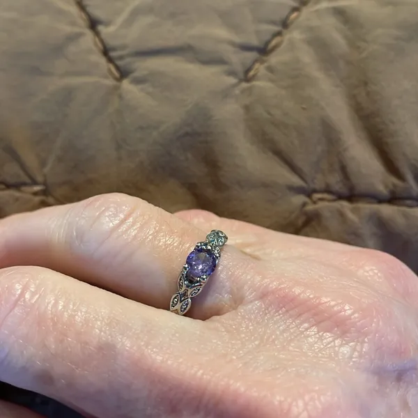 Intricate Purple Amethyst Ring in Silver - Image 3