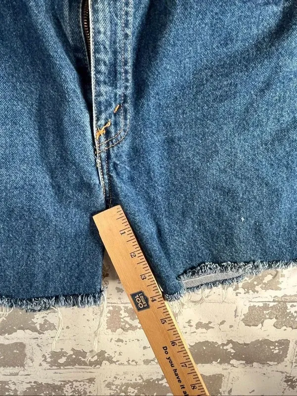 Levi’s | women vintage Orange tag denim cut off shorts - Image 9