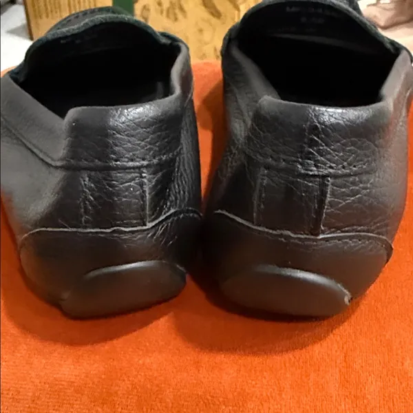 Black Leather Loafers Size 8.5 - Image 5