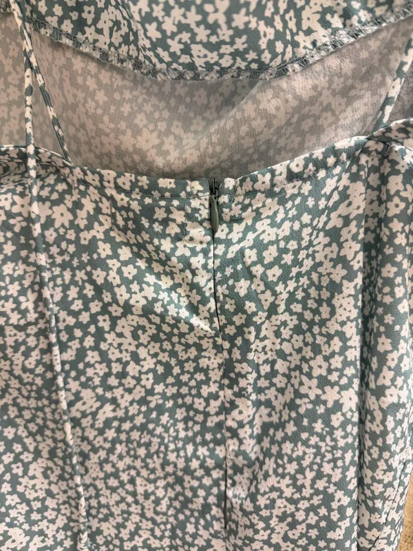 Beginning Boutique Sage green floral dress - Image 4