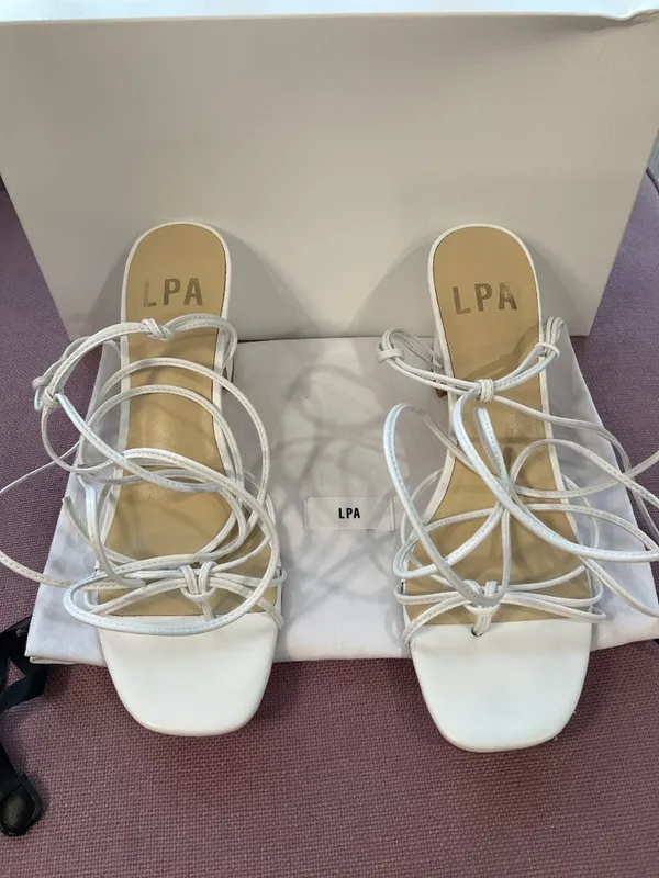 LPA Nicolo Low Heels in White Leather 9.5 New Womens sandals - Image 5