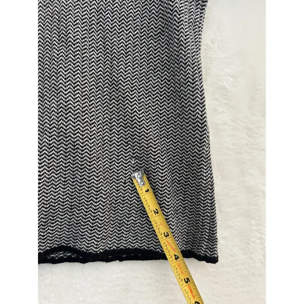 White House Black Market Chevron Knit Turtleneck Short Sleeve Top Black White S‎ - Image 5