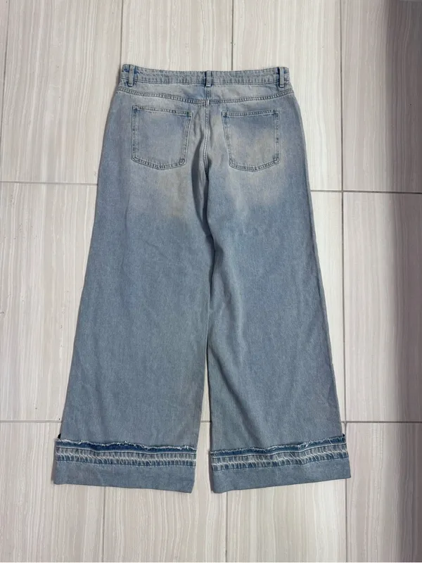 Reserved Wide‑Leg Jeans with Rolled‑Up Hem - Image 7
