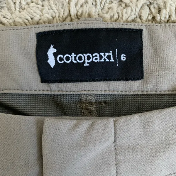 Cotopaxi Samburu gray women’s size 6 flat front 4” Hiking shorts - Image 2