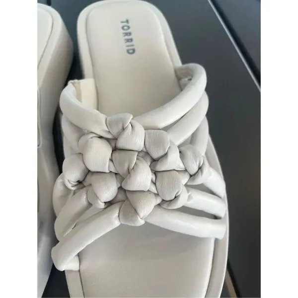 NWOB Torrid Braided Chunky Platform Slide Sandals Bone White 8.5 WW - Image 11