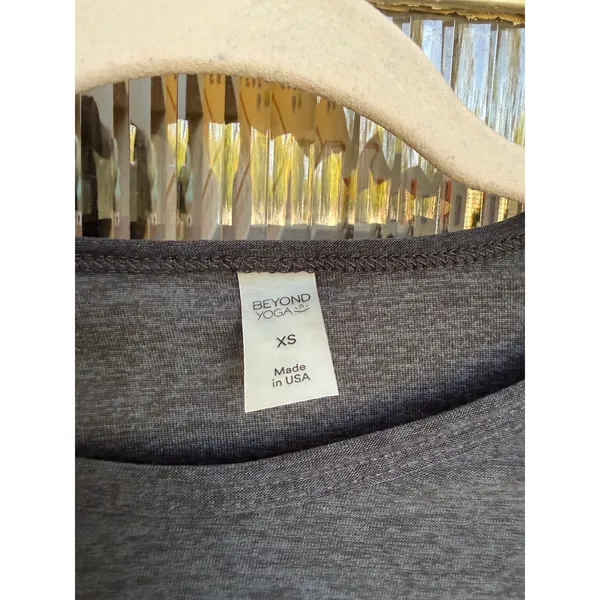 Beyond Yoga‎ Charcoal Heather Grey Long Sleeve Crew Neck Active Top USA Size XS - Image 2