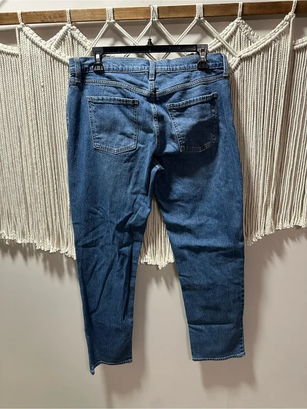 Old Navy Women's Boyfriend Jeans - Medium Blue Wash - Image 2